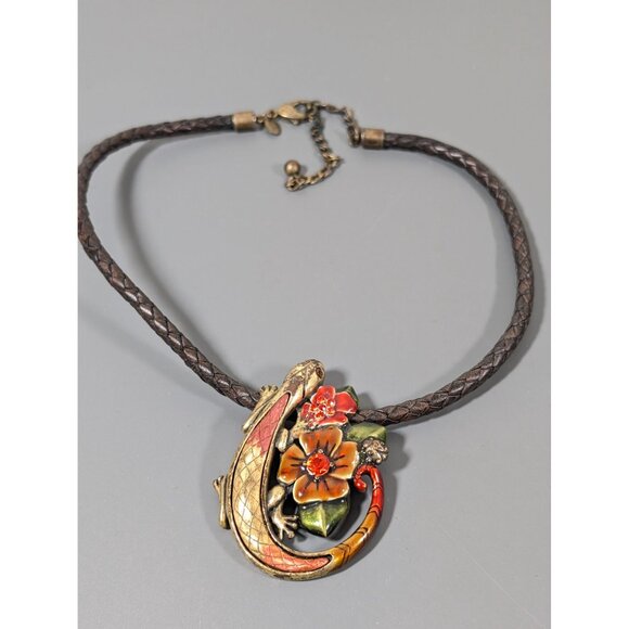 Chicos Southwestern Gecko Lizard Red Rhinestone Brown Cord Necklace 21" - Picture 3 of 8